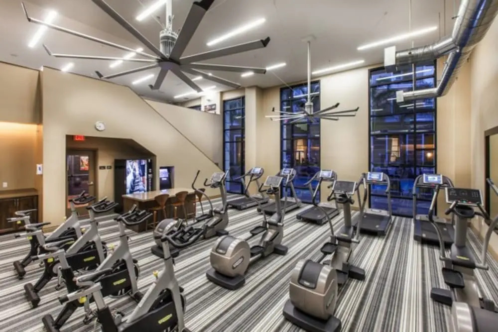 Global Luxury Suites Baypointe Station