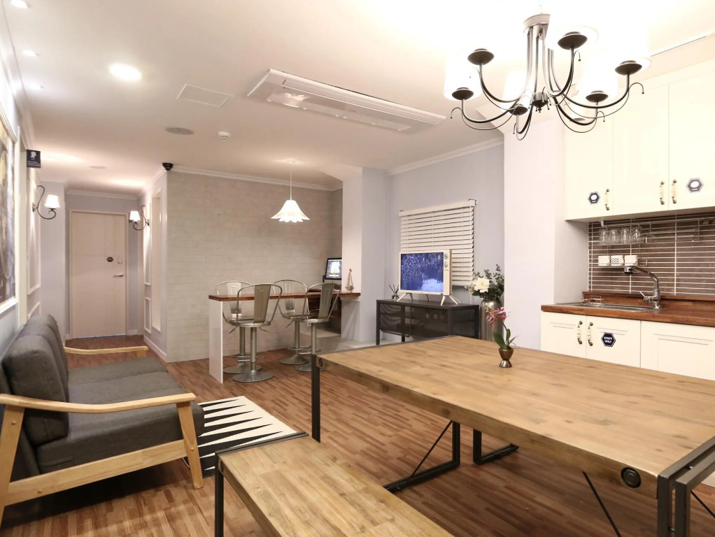 Blue Boat Hostel Myeongdong