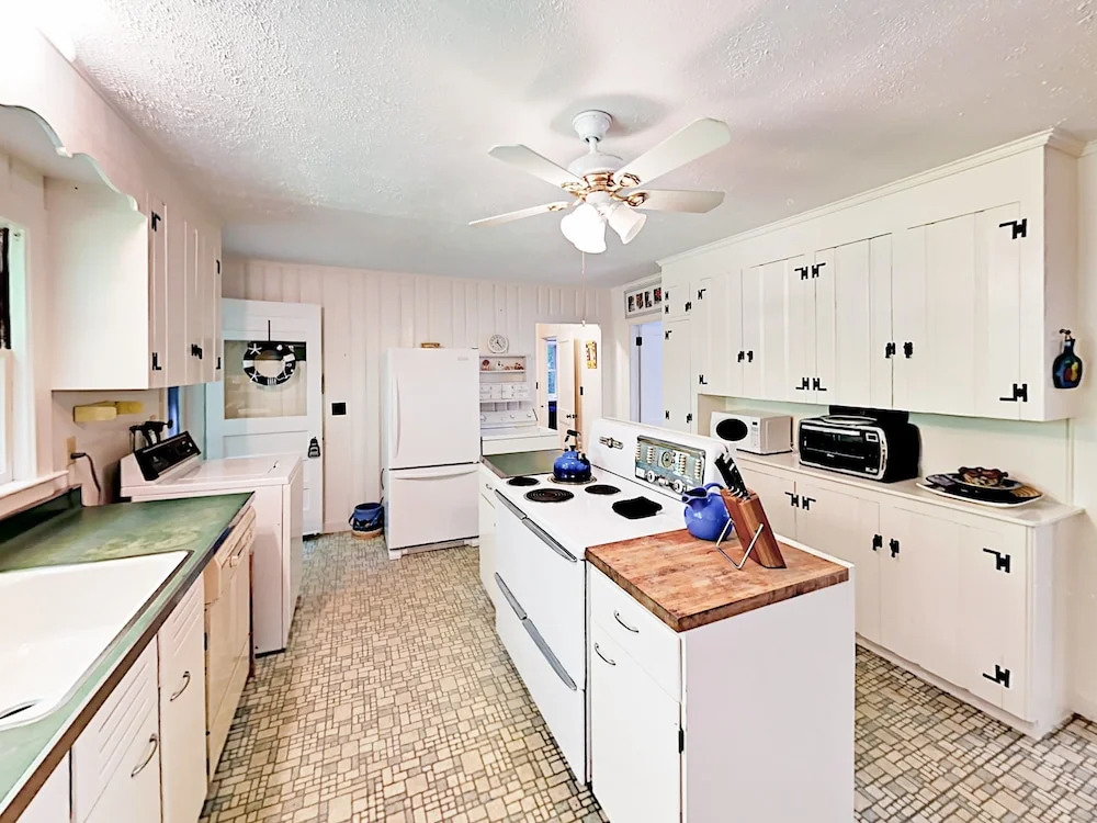 216 Pimlico Pond Road Home 3 Bedrooms 2 Bathrooms Home