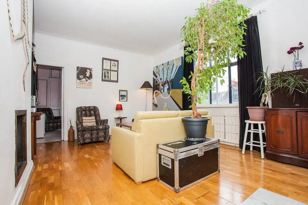 Unique, Quirky 1 Bed in Belsize Park