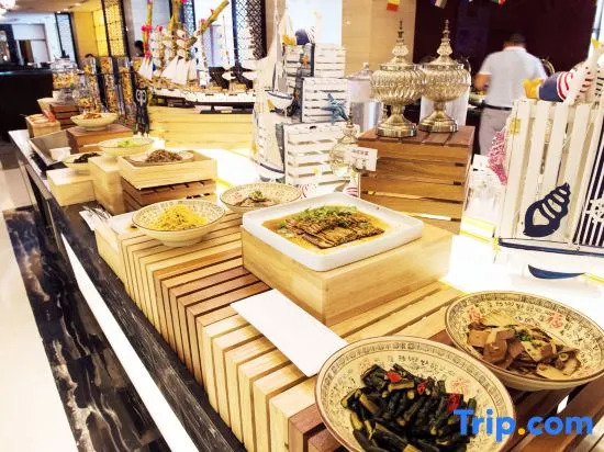 Wyndham Xinyang Downtown