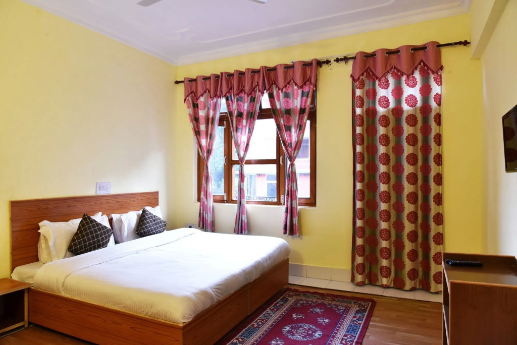 Varuni Gd Hotel Mcleodganj