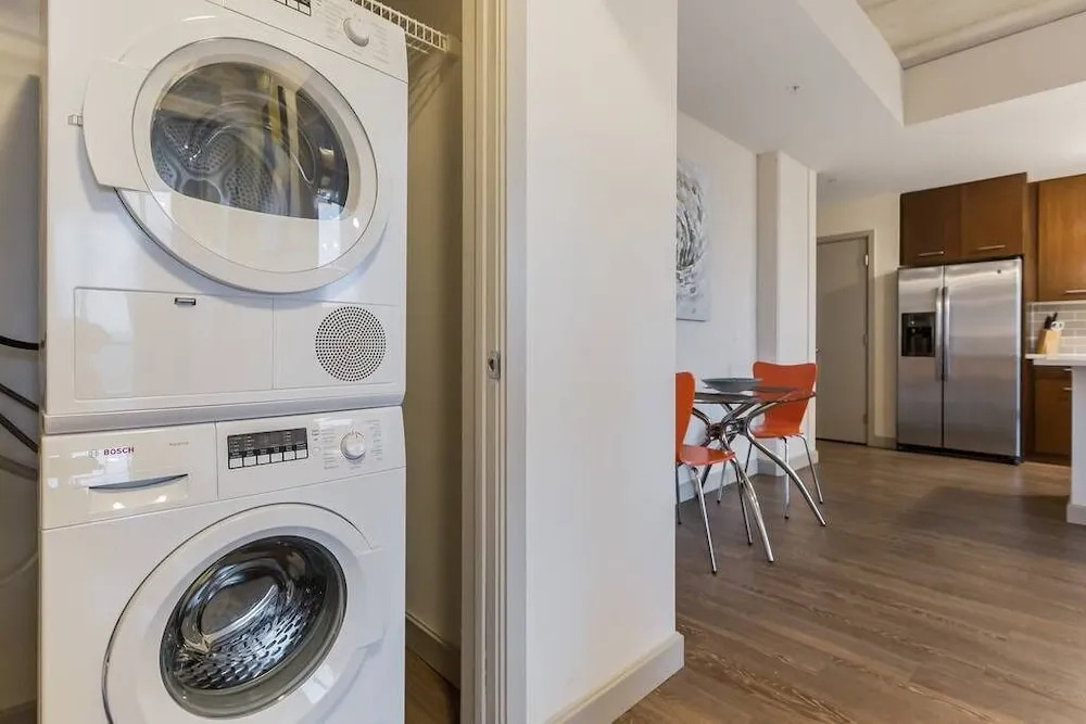 3601 Market - 1009