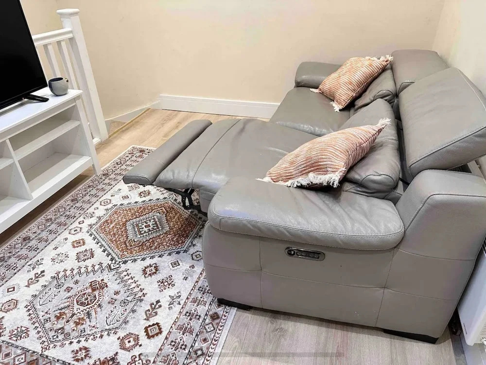Charming Duplex 10min to London Bridge, Quiet