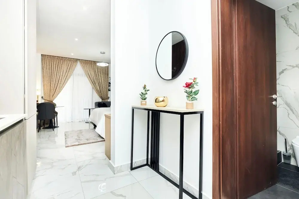 Quao Realty - The Essence