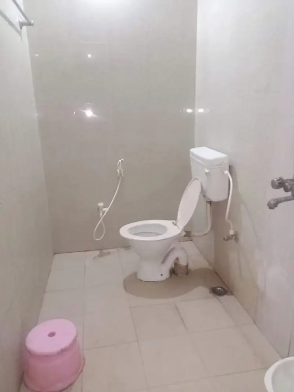 DhamStay Hotel D2 Inn Near Niladri Beach