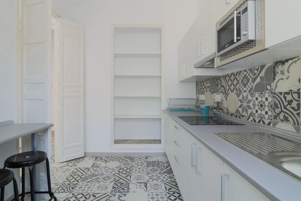 Cosy 7 Bedrooms in Plaza Merced