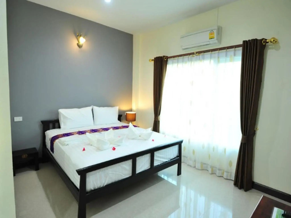 Park & Pool Resort
