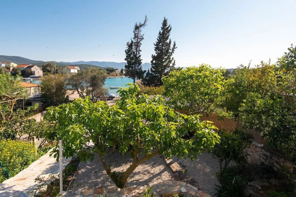 Holiday Home Lovište