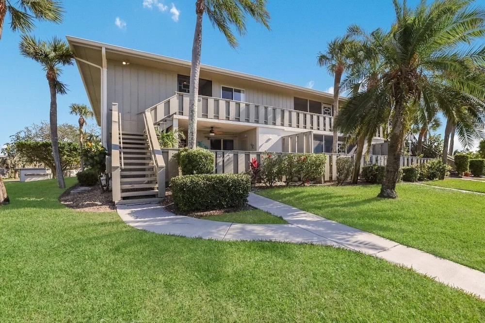 Westbay Point Moorings 26 2 Bedroom Condo by RedAwning