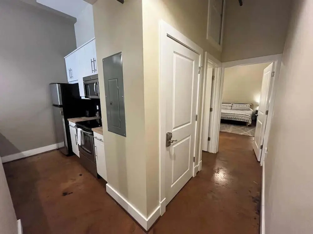 Downtown 1st Floor Apt Walk to Breweries, Food