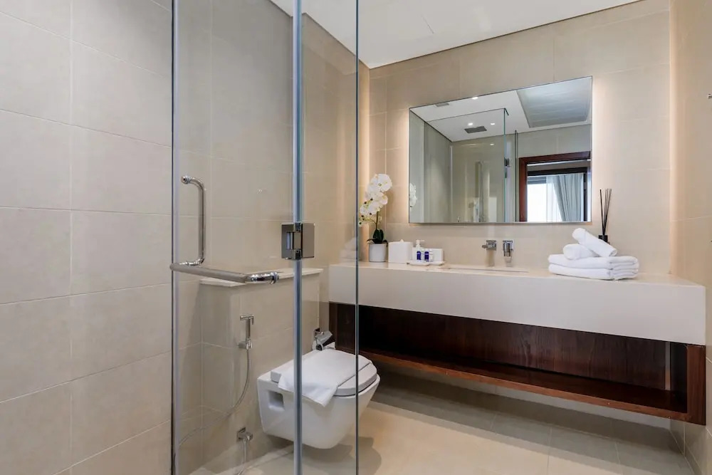 Maison Privee - Exclusive Apt w/ Striking Sea & Dubai Marina Vws