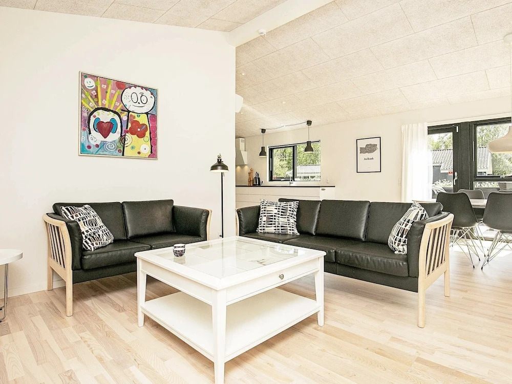 Elegant Holiday Home in Jutland With Hot tub