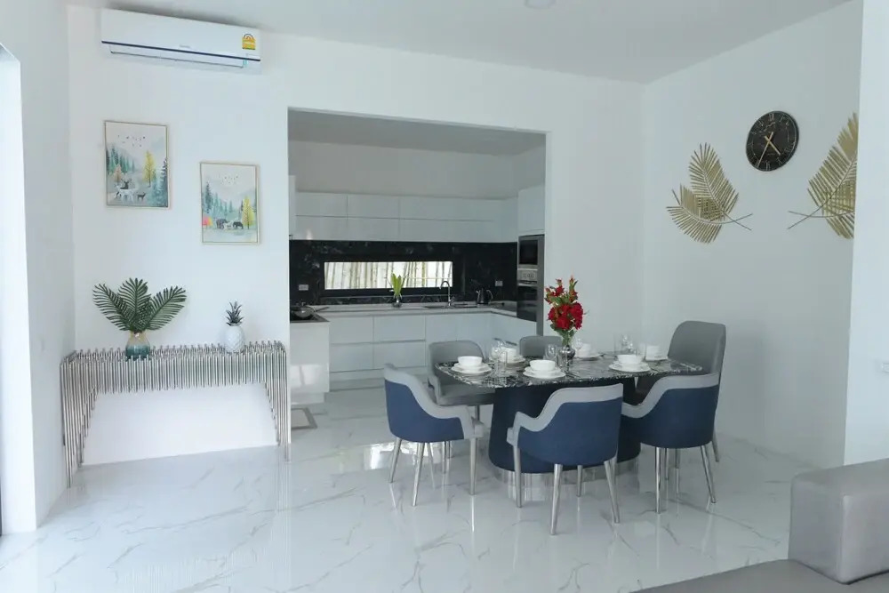 Villa with Shared Pool in Central Pattaya - Palmc15