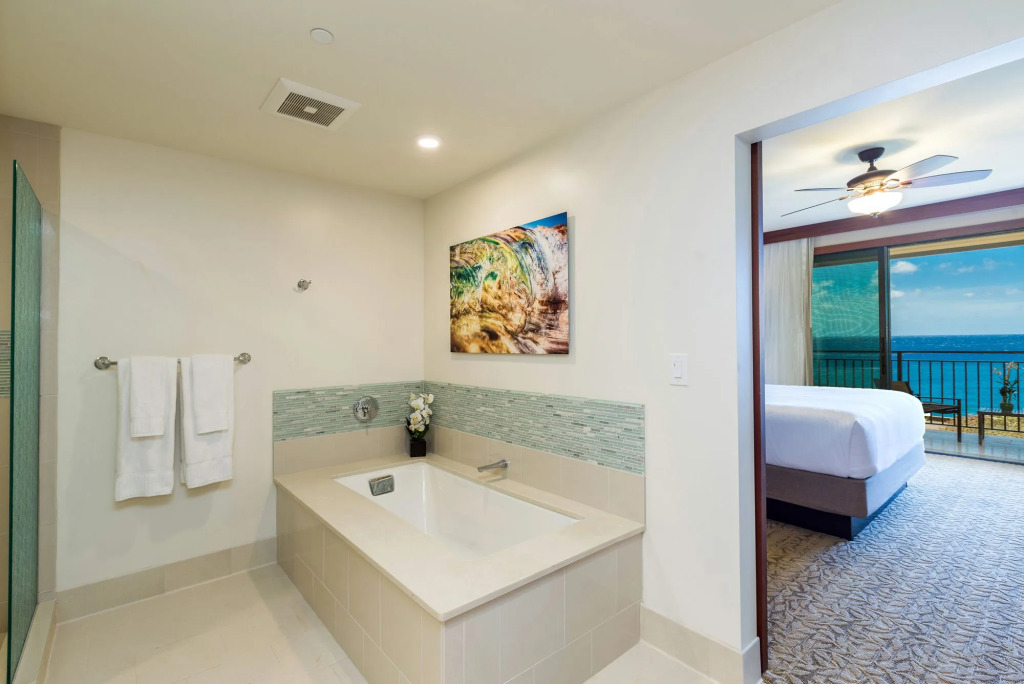 Koloa Landing Resort at Poipu, Autograph Collection