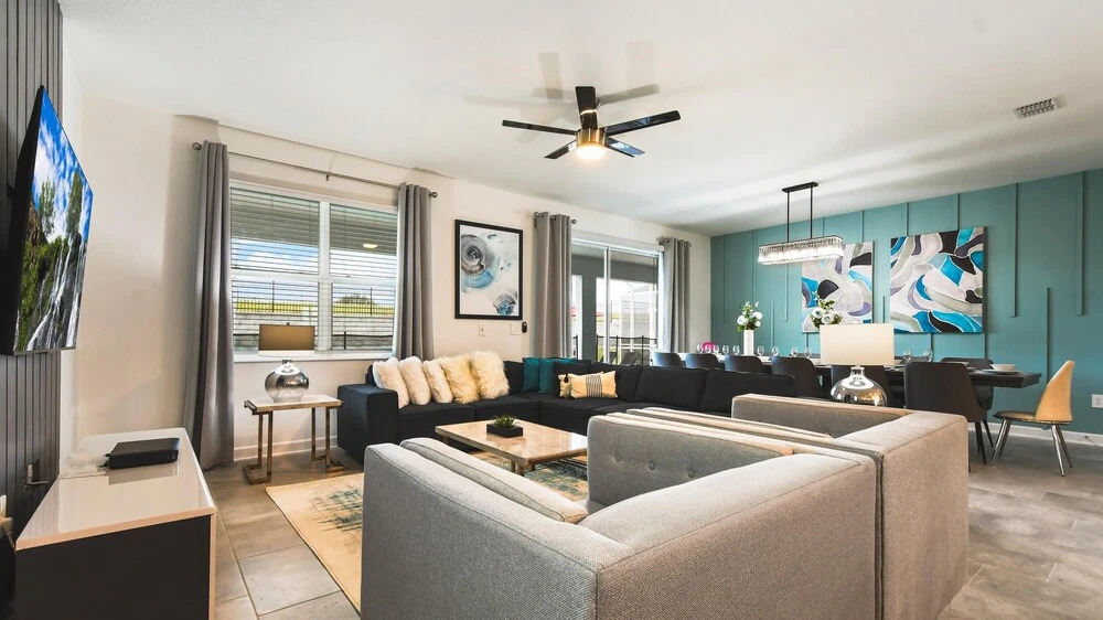 Striking Championsgate 10br Villa Pool spa Disney, Kissimmee
