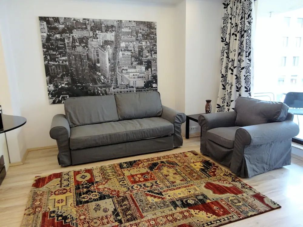 Aparthomes Fundeni