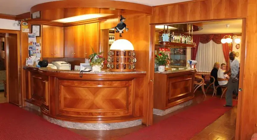 Residence Hotel Santa Maria piscina e wellness