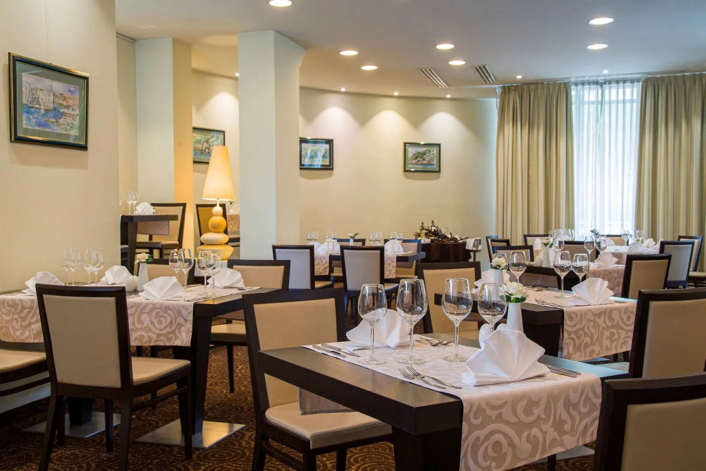 Hotel Aristos
