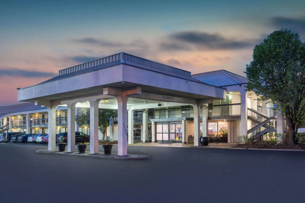Baymont by Wyndham Murfreesboro