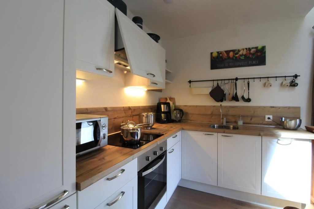 FeWo KITZ - Ski-to-door Apartment