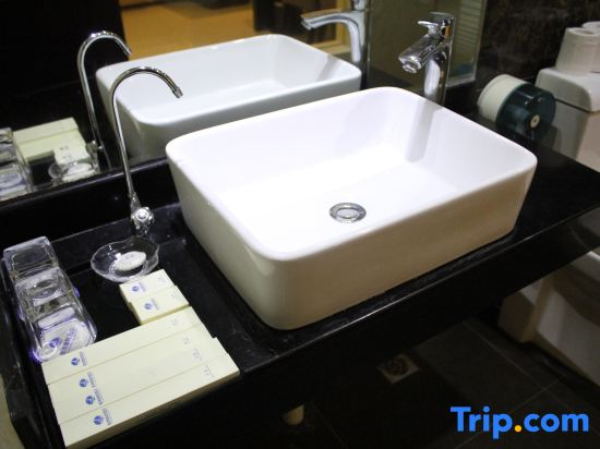 Yangjiang Zhapo Yatao Holiday Hotel