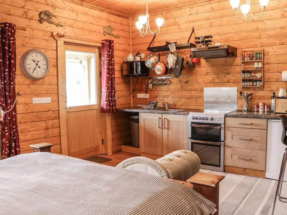 The Gathering - Apple Cabin