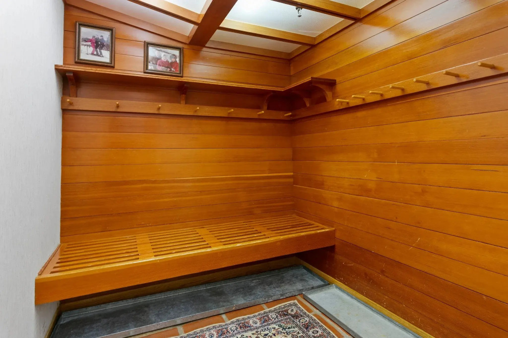Stag Lodge