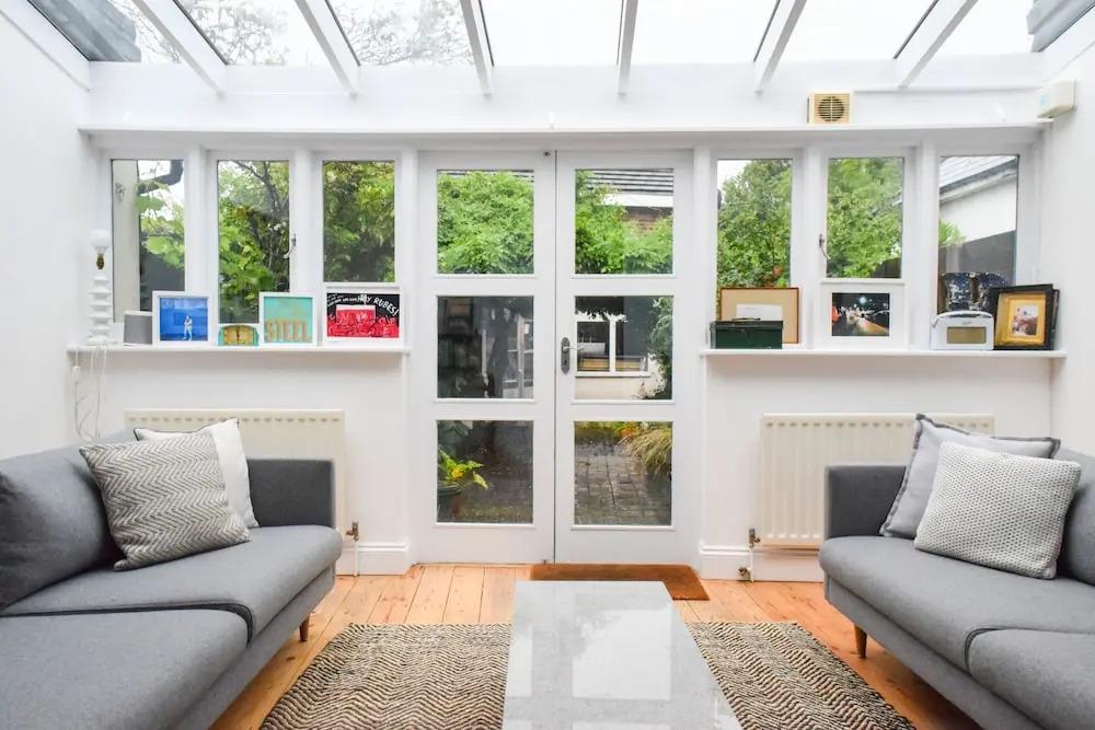 Stylish 2 Bedroom House In Nunhead With Garden