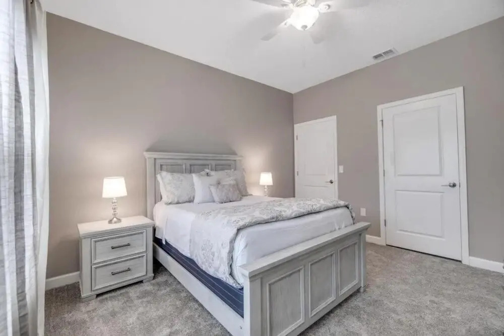 Gorgeous 4 Bd Close to Disney w/ Pool @ Storey Lake Resort 4243