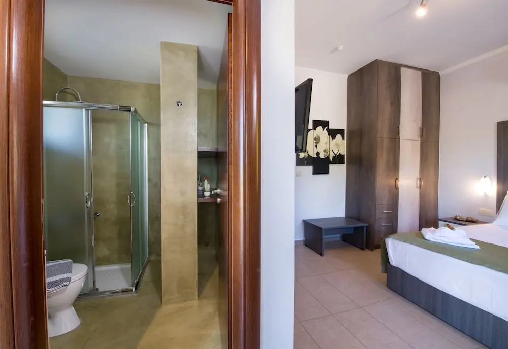 Villa Lady Dafni with private heated pool
