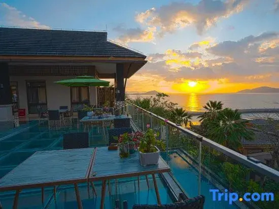 Mountaintop Club Hotel