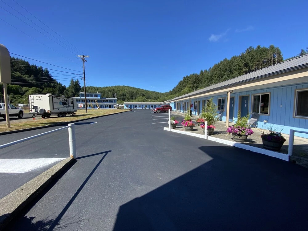 Winchester Bay Inn