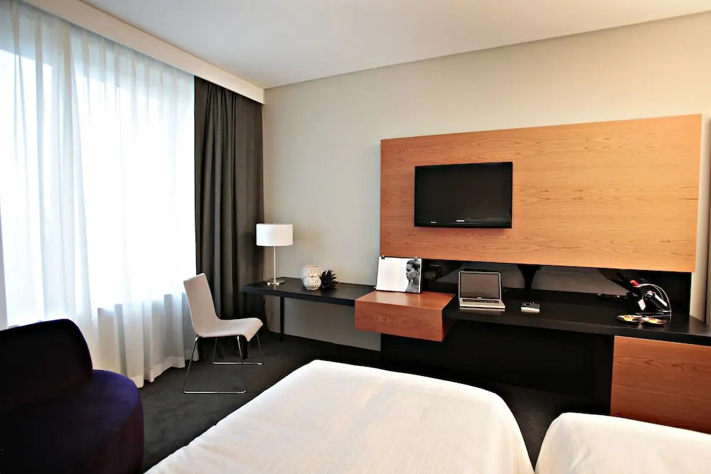 Cosmopolitan Hotel