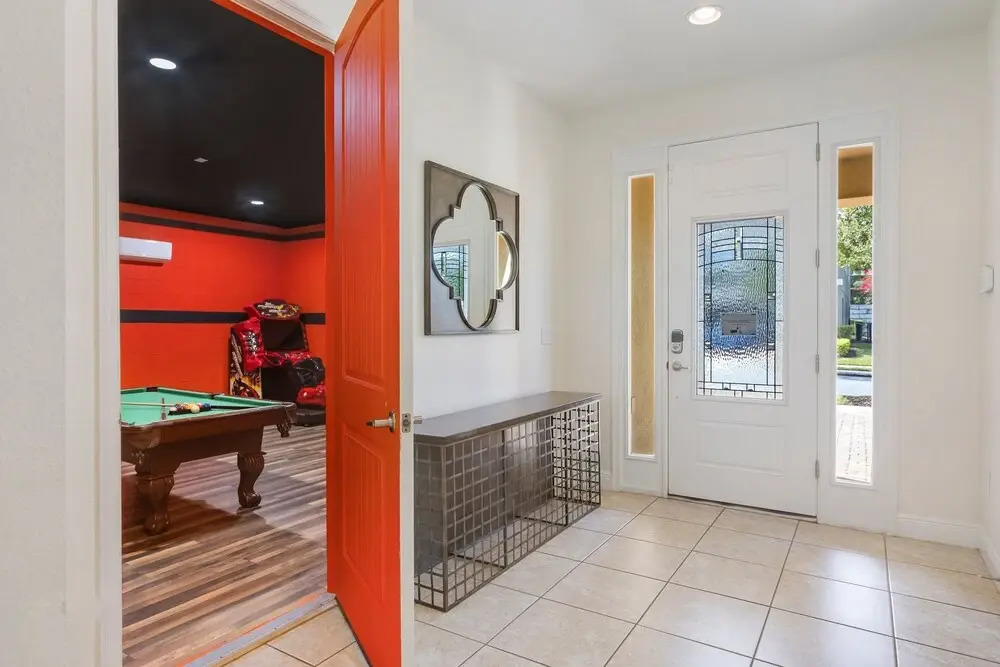331-8-pc-perfectly Furnished With Games and Movie