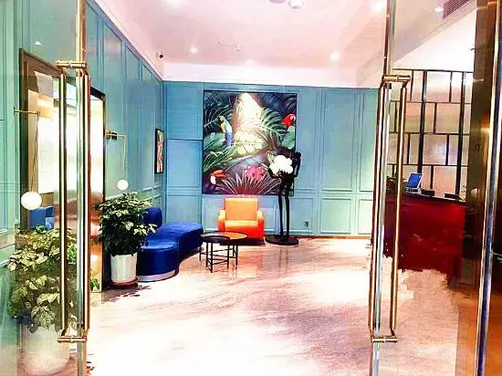 Magpie CC Hotel (Zhoukou Passenger Transport Center Yifeng Plaza)