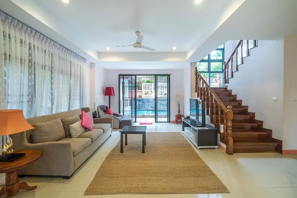 Chalong 99 Residence Villa