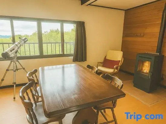 Private hot spring! Private house! Free movie!