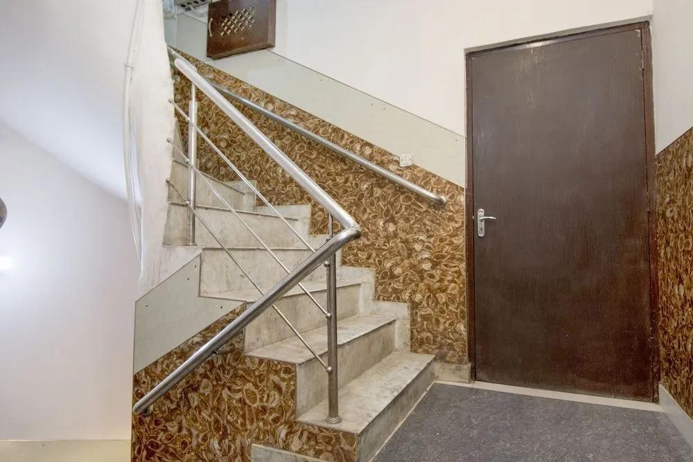 Oyo 43606 Darshan Guest House