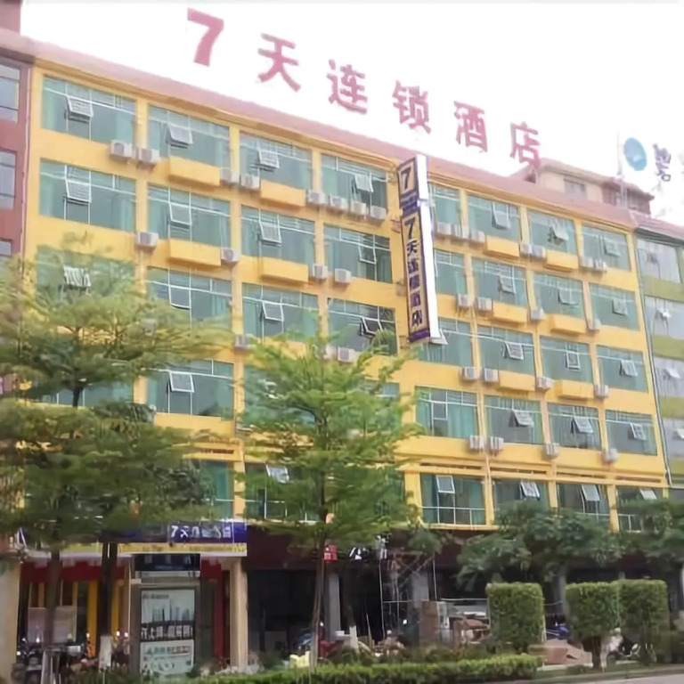 7 Days Inn