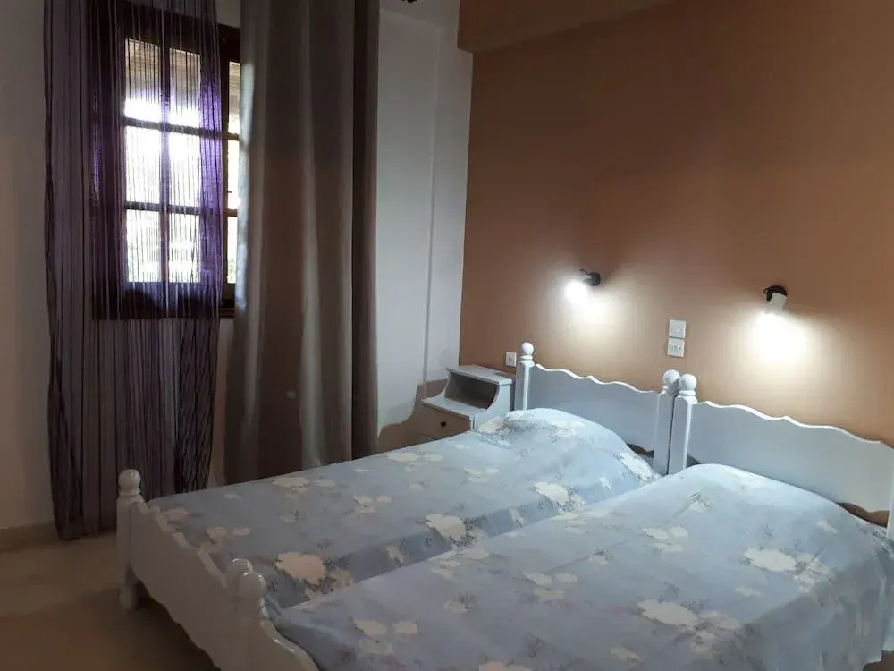 Nonde's Studios