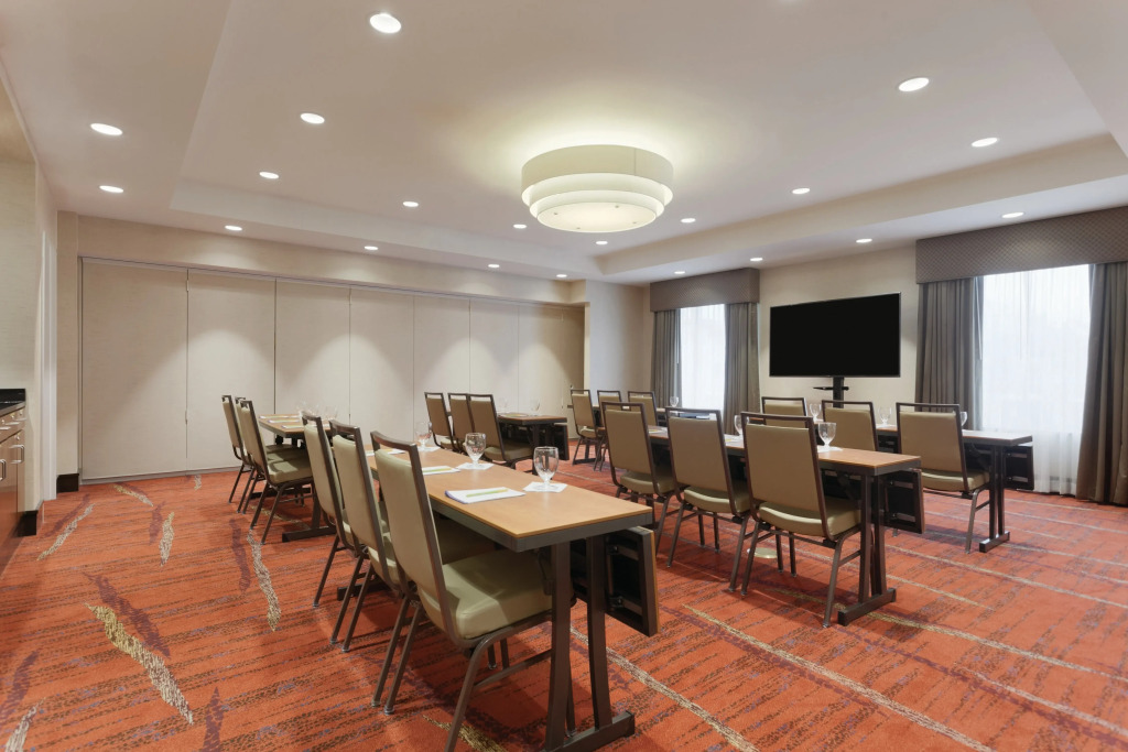 Hilton Garden Inn Falls Church