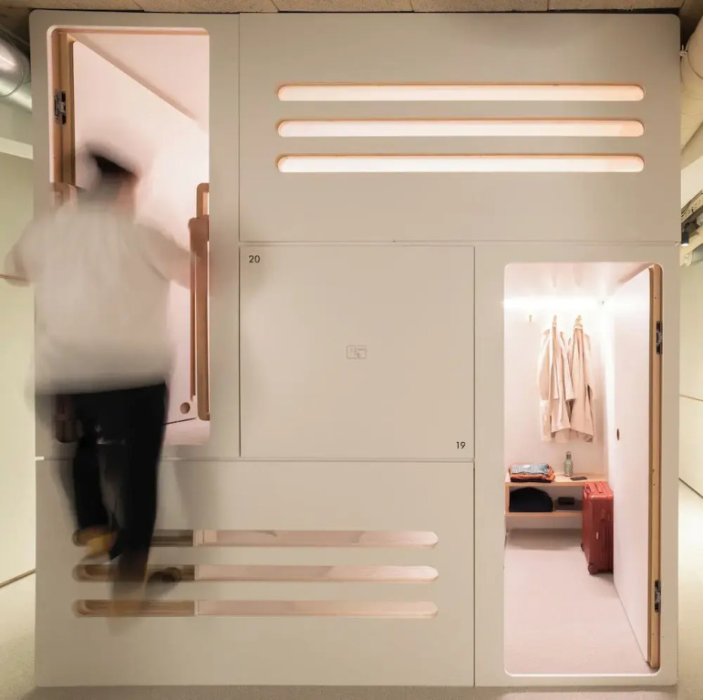 soom Salzburg I Capsule Hotel