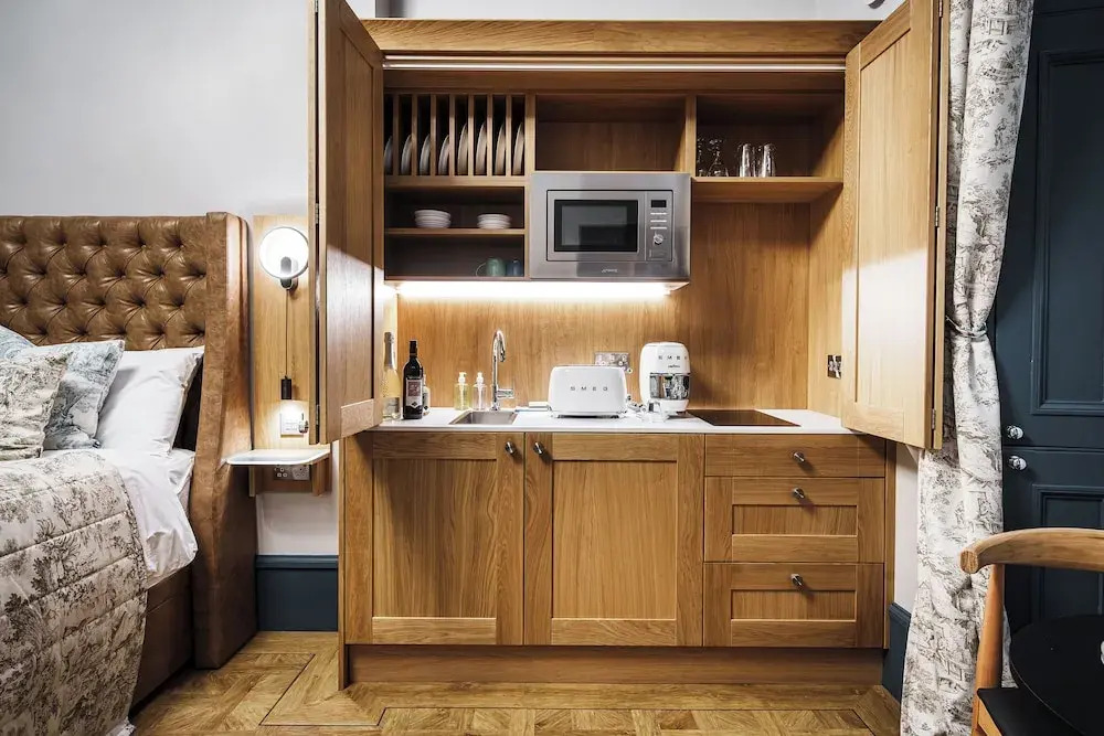 Bonnie Hotel - Smart Boutique ApartHotel - Haymarket Edinburgh