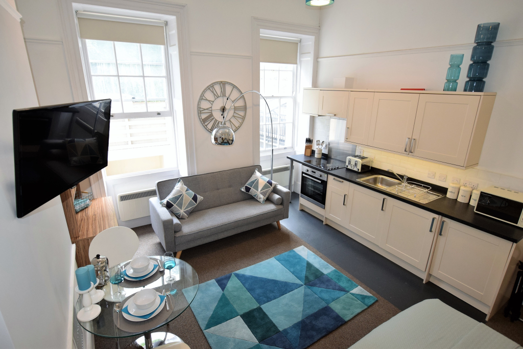 Your Apartment Berkeley Sq Pads #3