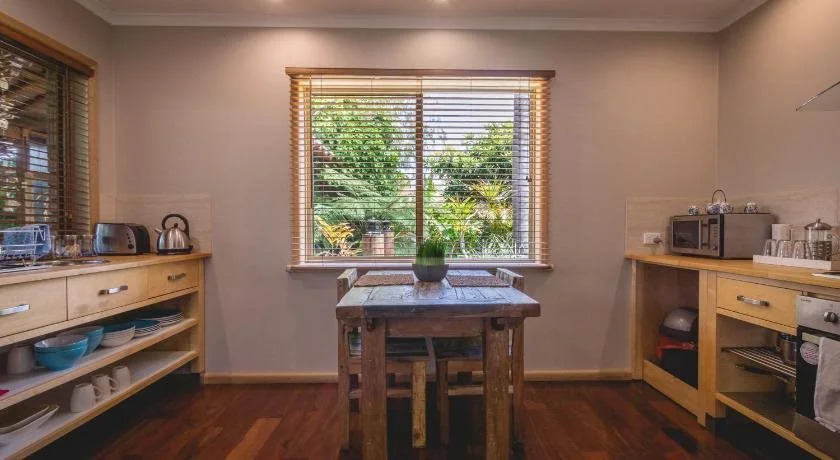 Albany Bali Style Accommodation