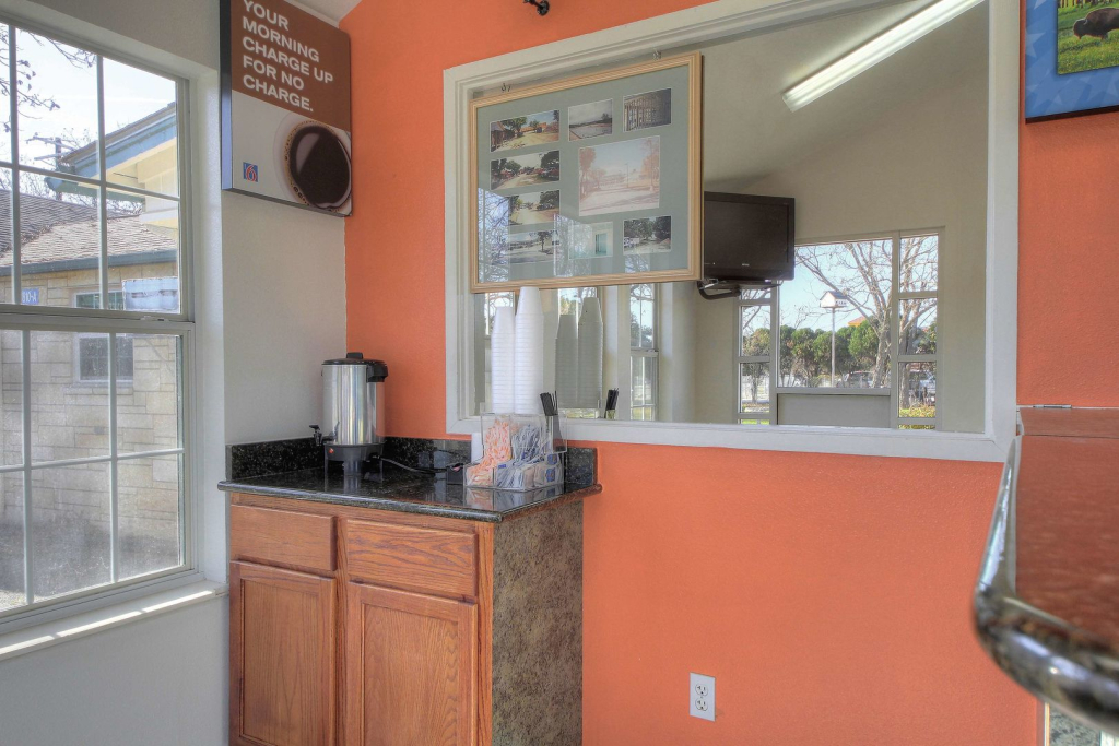 Motel 6-Kerrville, TX