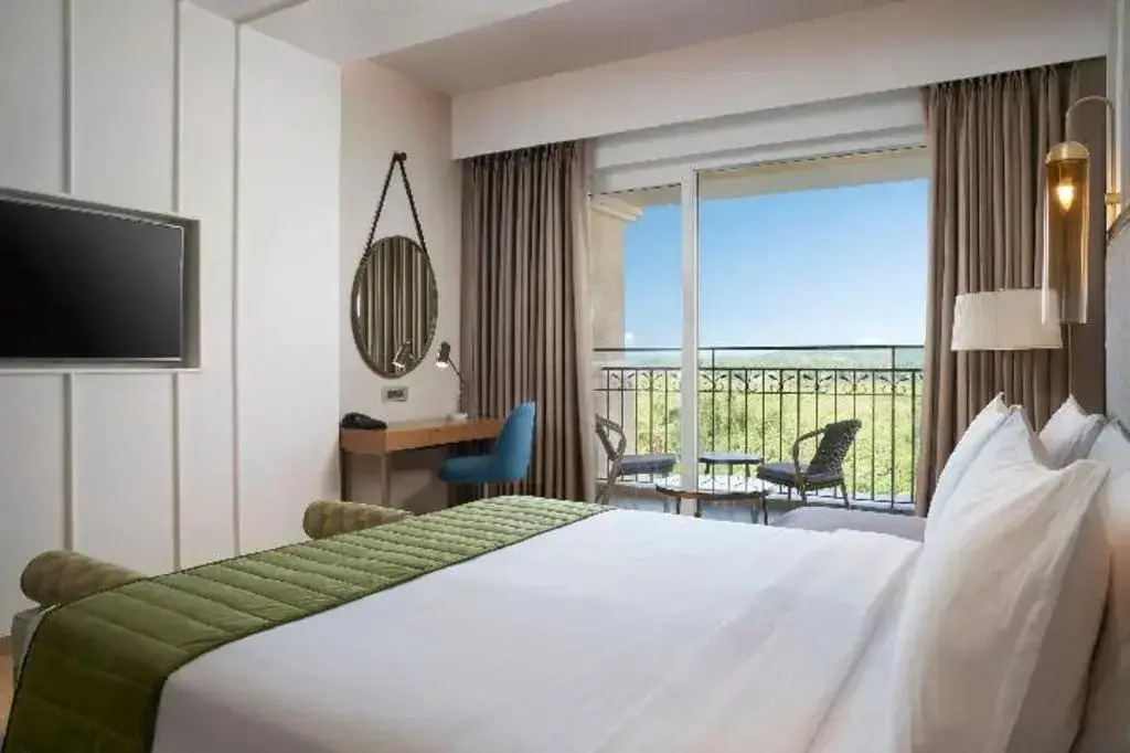 Holiday Inn Goa Candolim