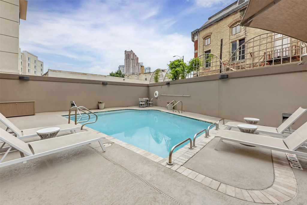 Sonesta ES Suites San Antonio Downtown Alamo Plaza
