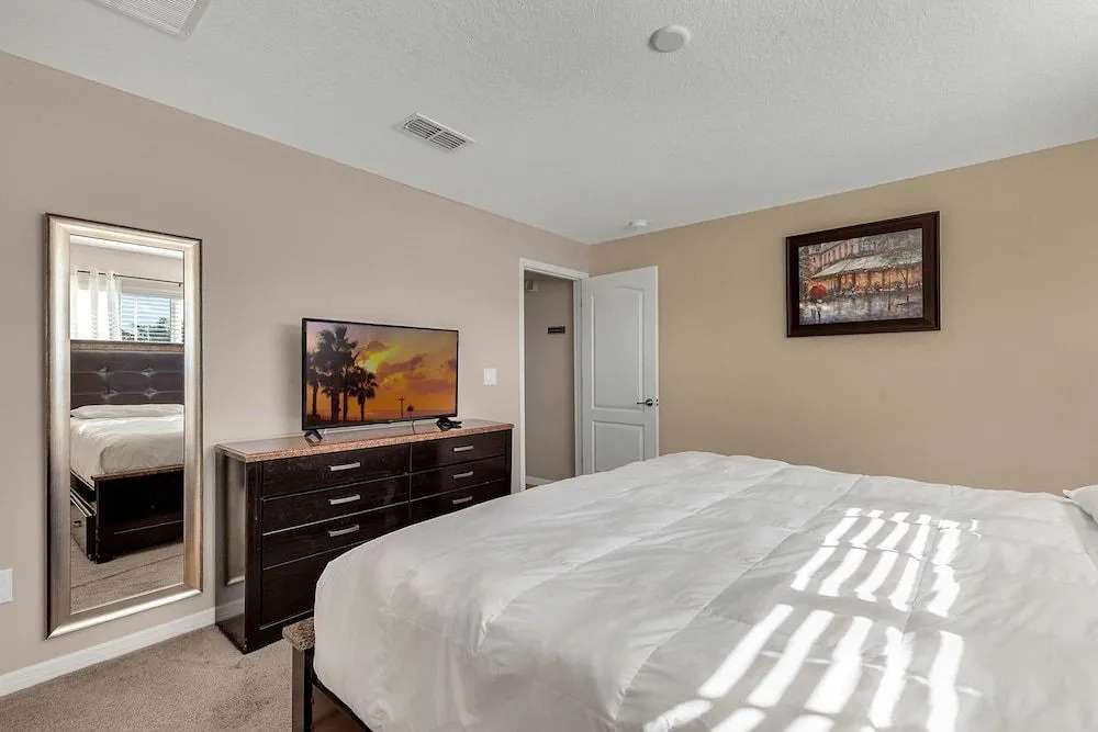 Paradise Palms 8941 A